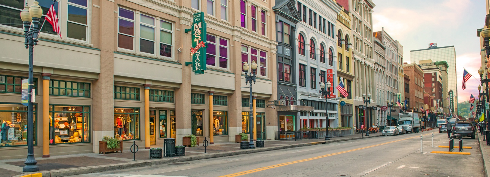 Visit Knoxville Mast General Store